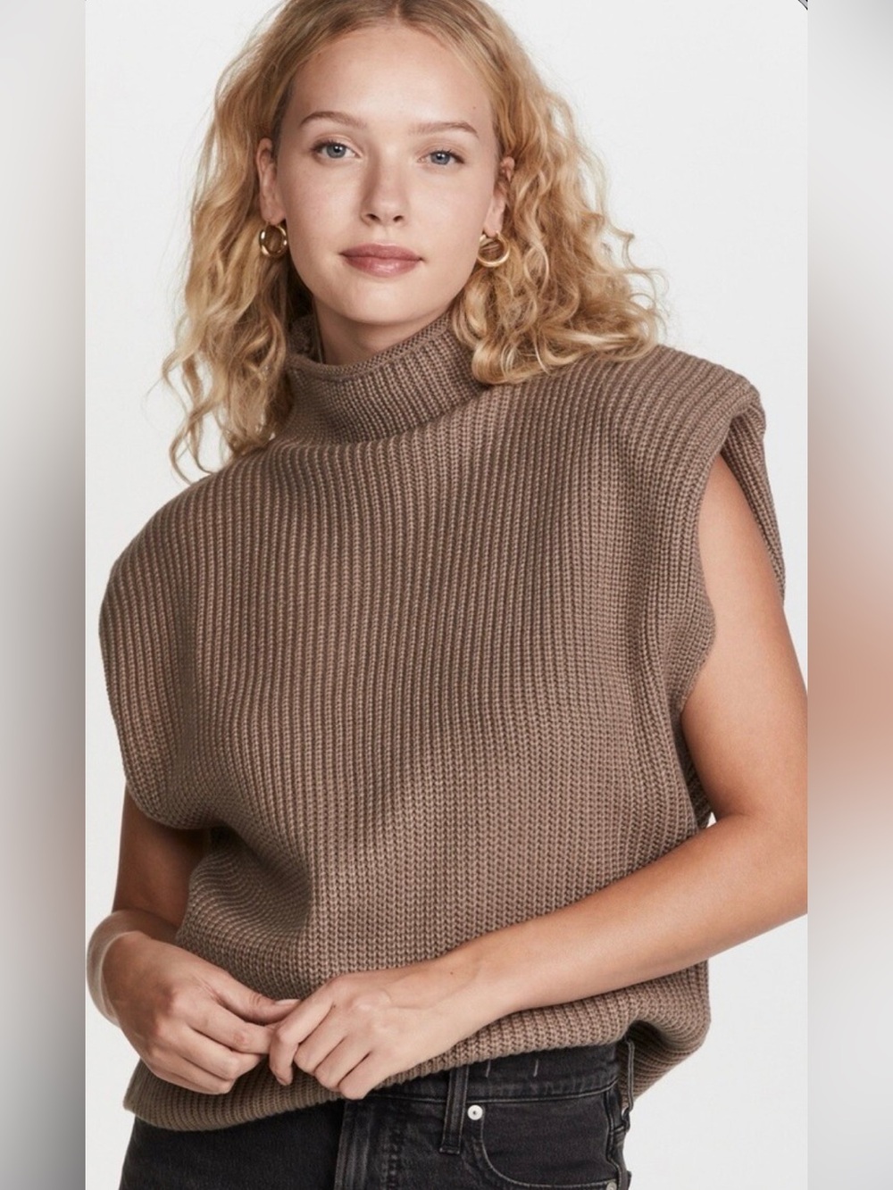 8) En Saison Knit Sleeveless Mock neck with Shoulder Pads